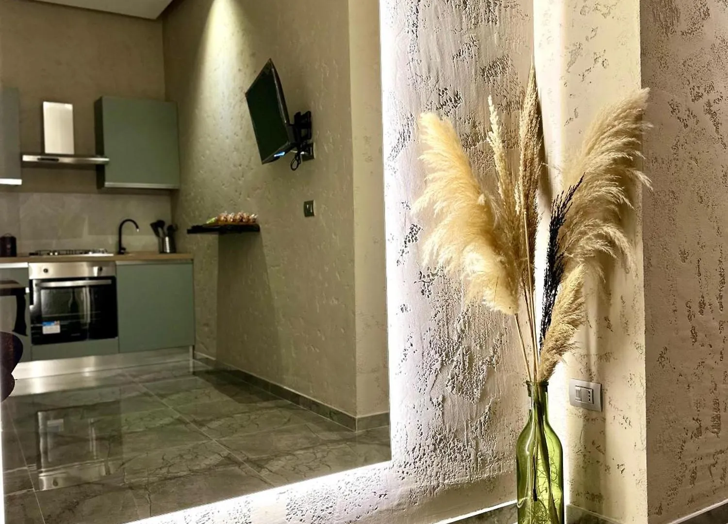 Falco Boutique Home With Jacuzzi Naples